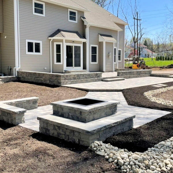 Hardscapes: Paver Patios, Walkways, Sidewalks, Retaining Walls Hardscapes: Paver Patios, Walkways, Sidewalks, Retaining Walls